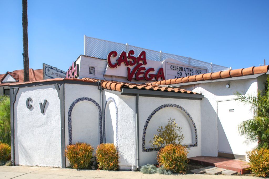 Beloved LA restaurant celebrates seven decades with 92% discount on longtime combo