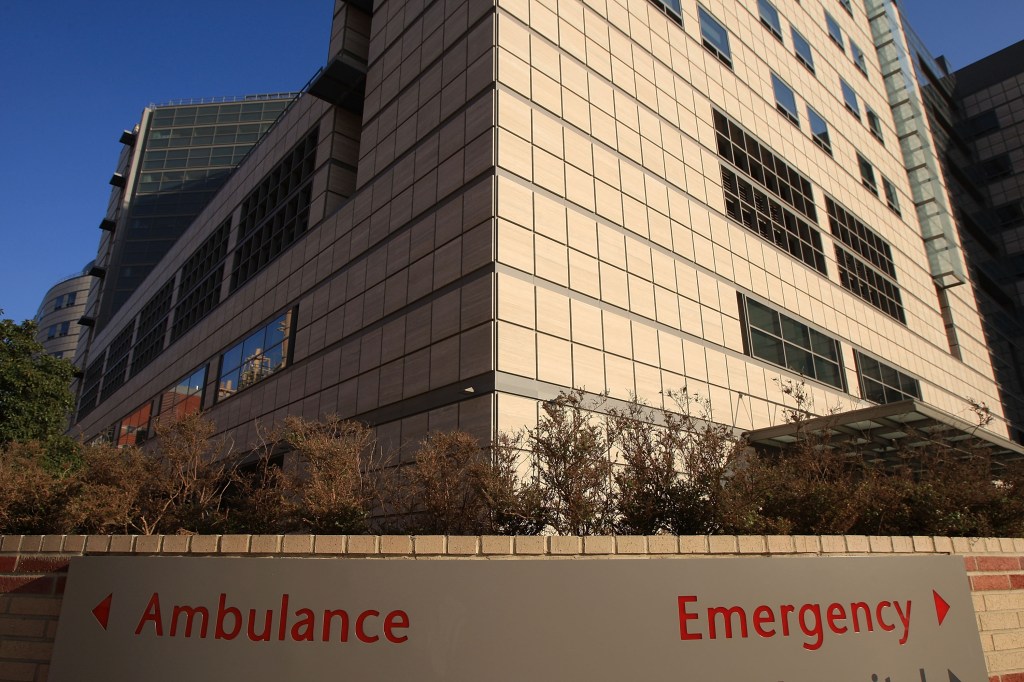 Top California medical school discriminated against white, Asian applicants: DOJ
