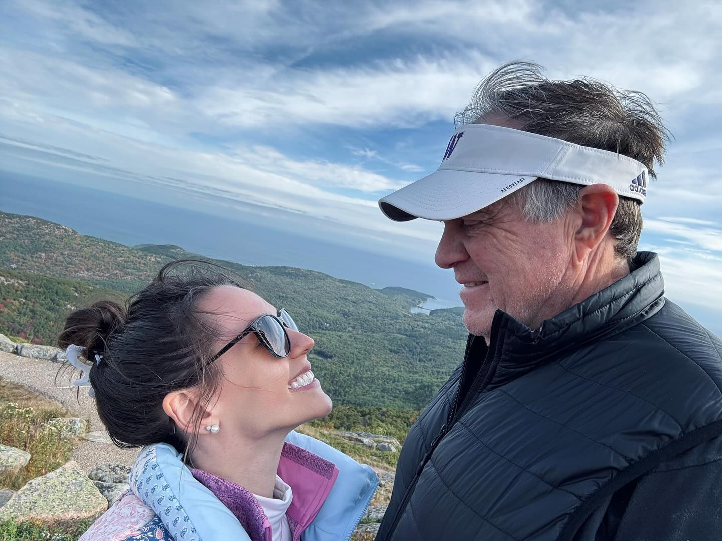 Bill Belichick, 74, slams ‘ridiculous’ rumors about girlfriend Jordon Hudson, 25, managing his coaching career