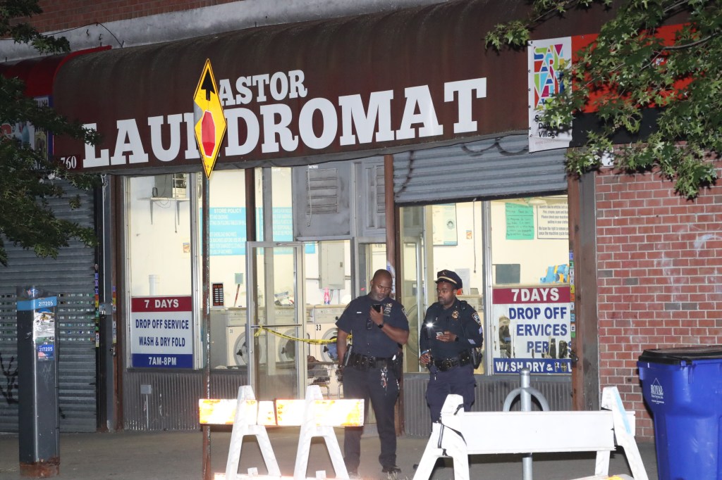 NYC teen, mom shot inside laundromat during apparently targeted attack