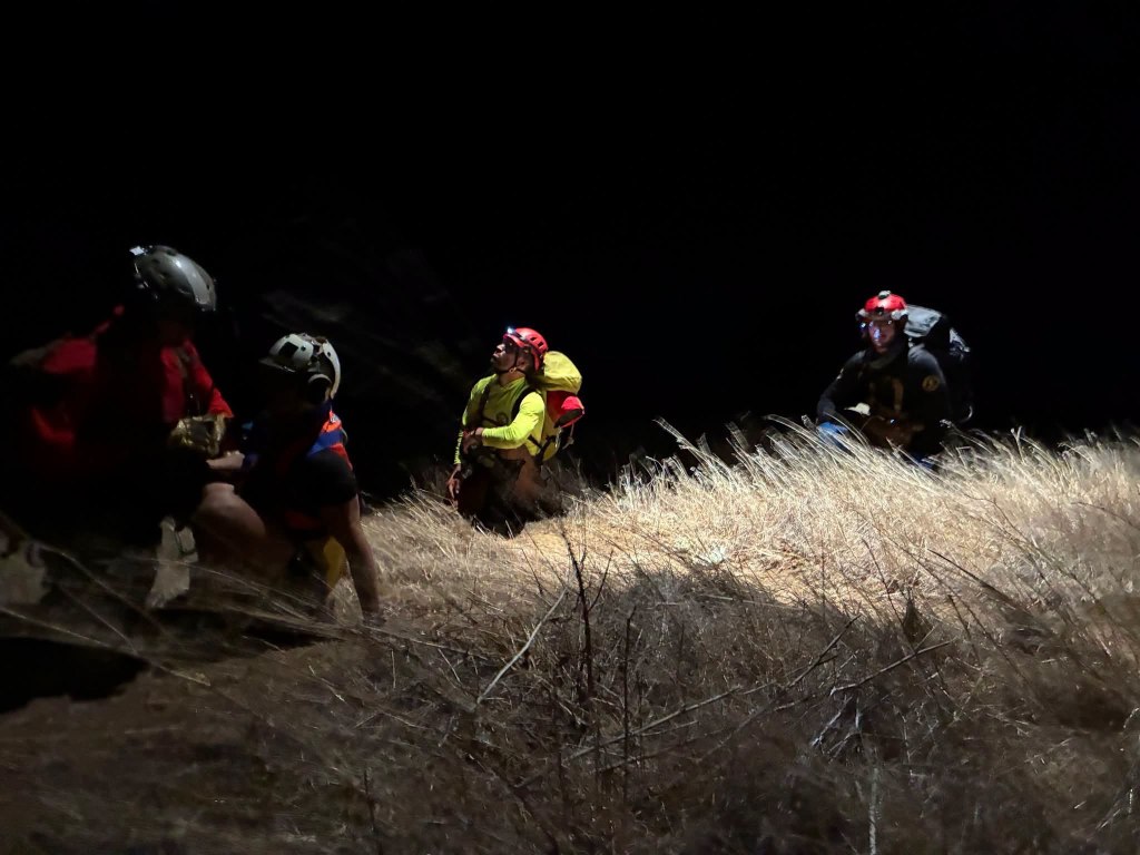 Dramatic moment three hikers after airlifted after getting lost in Big Sur wilderness