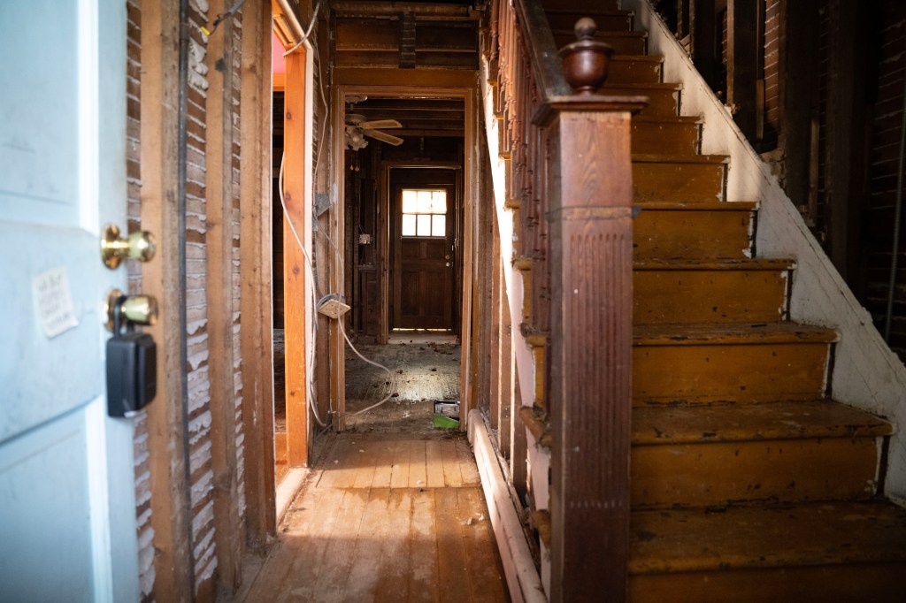Defiant house of horrors mom who allegedly kept stepson locked up for decades rejects plea deals