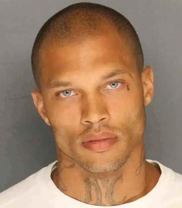 Shoplifter's mugshot that looks exactly like JLo has people convinced there's a 'glitch in the matrix'