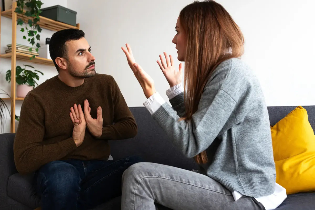 Divorce expert claims men are 'weaponizing pooping' with sneaky bathroom move