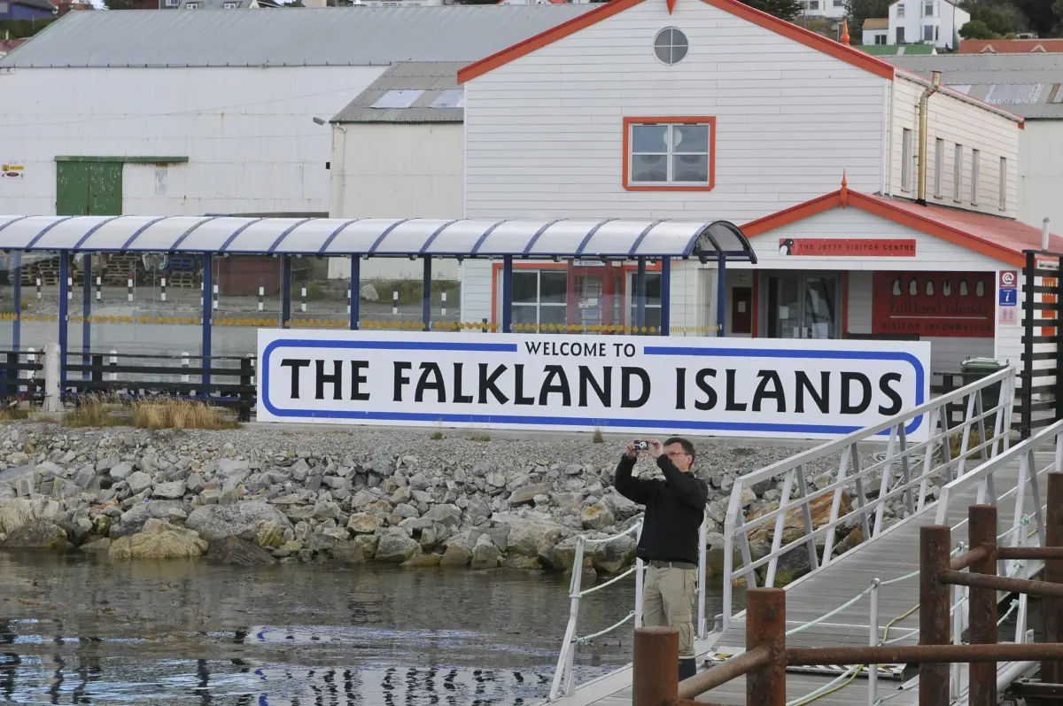 Argentinian president risks reigniting tensions with UK after declaring 'Falklands are Argentinean'