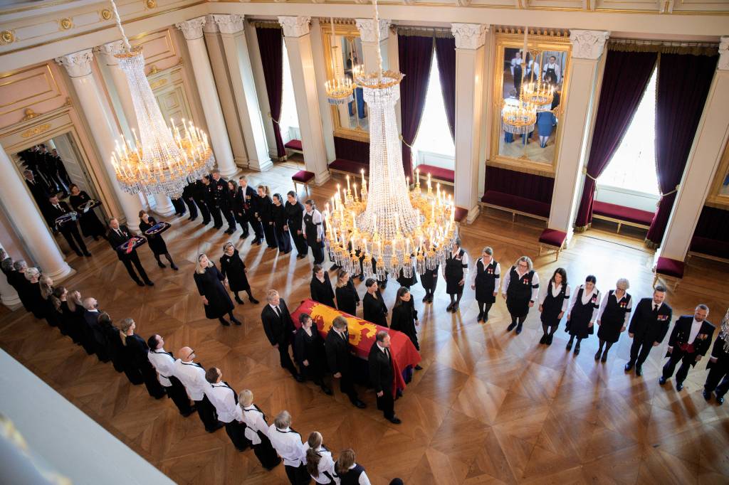 Norway’s King Haakon pledges oath of allegiance following father’s death