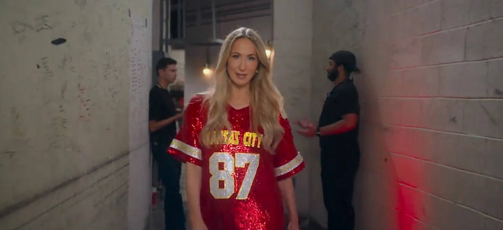 Nikki Glaser calls out Taylor Swift haters and hypes up Chiefs fans in Sunday Night Football video