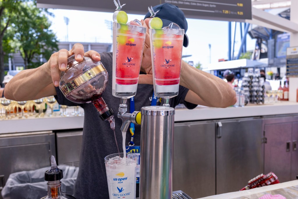 US Open now serving $23 pre-mixed Honey Deuces on tap — but sippers call it deuce abuse