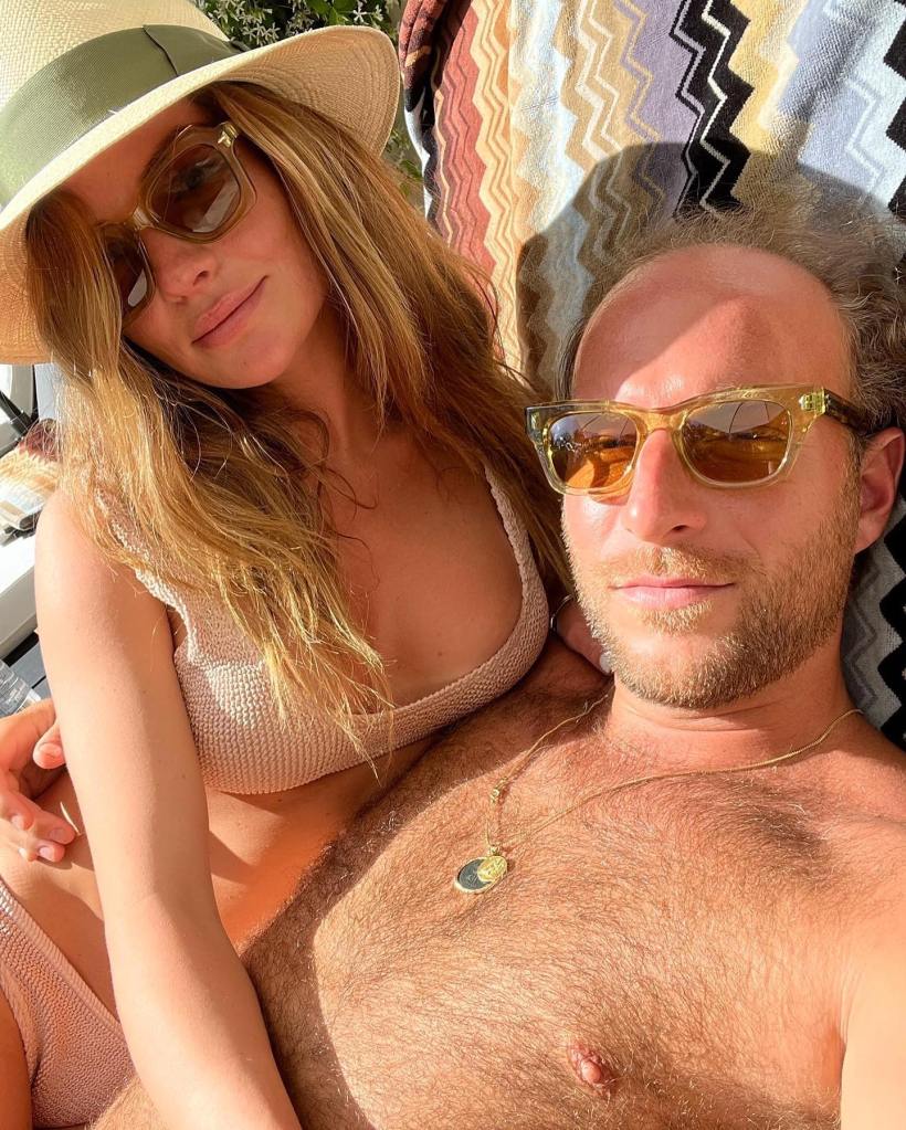 Billionaire heiress and TV star husband swindled close friend out of $2M in sneaky real estate scam: suit