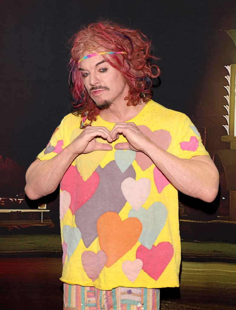 Carrot Top hospitalized after attempted suicide, Friday Vegas show canceled: report
