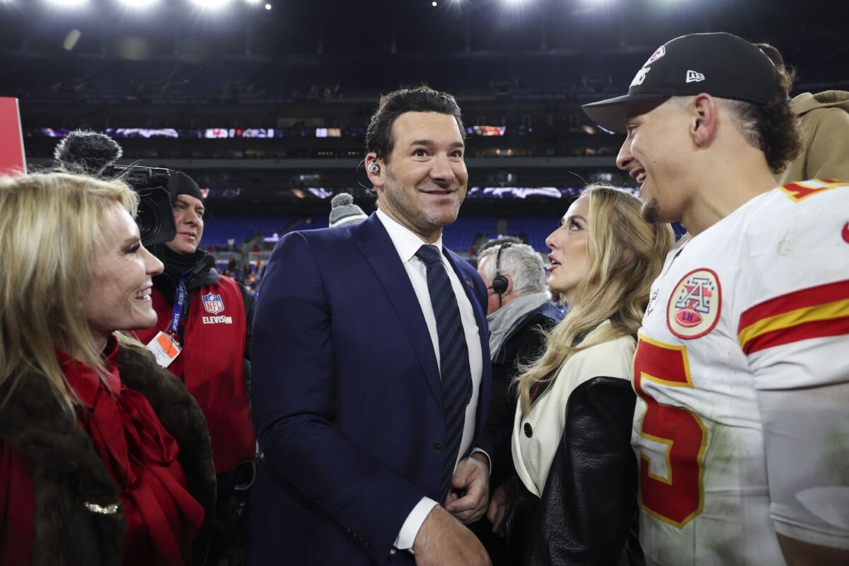 Where the highest-paid sports broadcasters’ salaries stack up against each other: Tom Brady, Shaq and more
