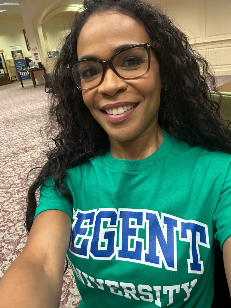 Michelle Williams, 47, announces she’s a sophomore in college studying psychology