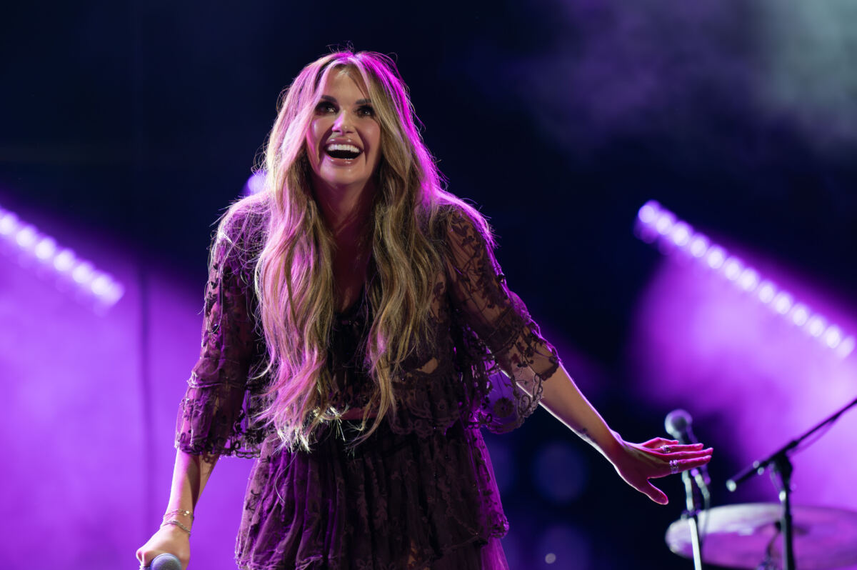 Country star admits to being drunk at concert she wishes she’d cancelled: ‘I over-served myself’