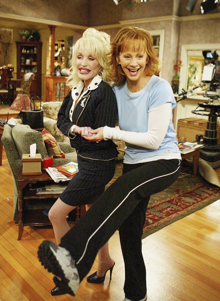 Reba McEntire haunted by missed call from Dolly Parton a month before her death: ‘I’ll never know why’
