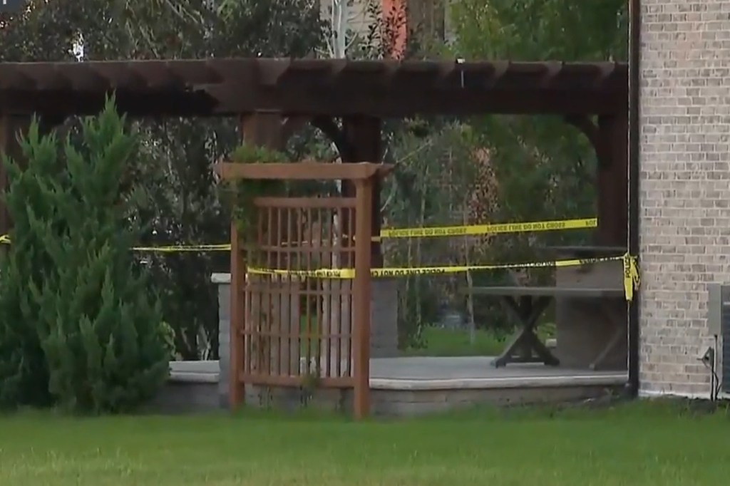 2-year-old dead and mother hospitalized in case neighbors compare to Lindsay Clancy
