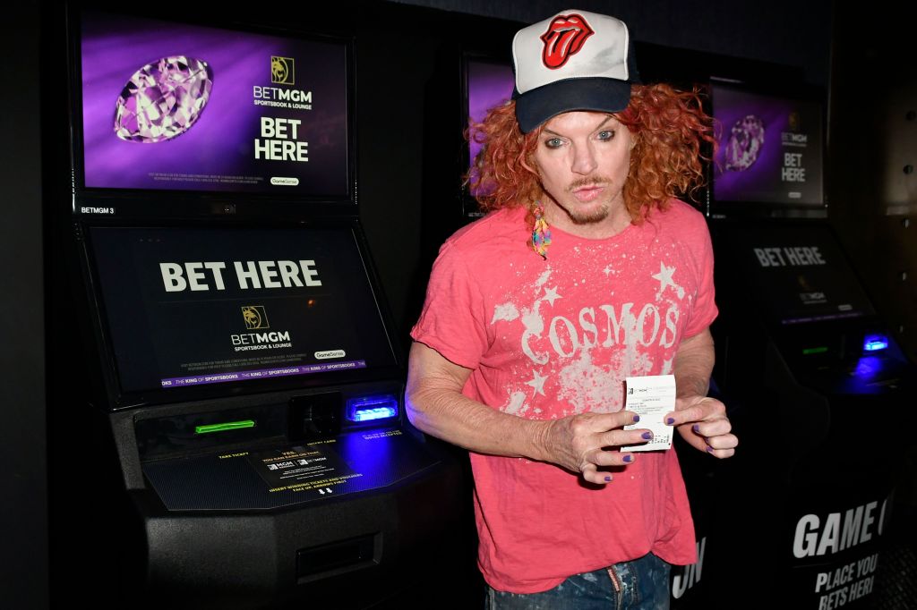 Carrot Top released from hospital after suicide attempt, ‘doing well’ with family
