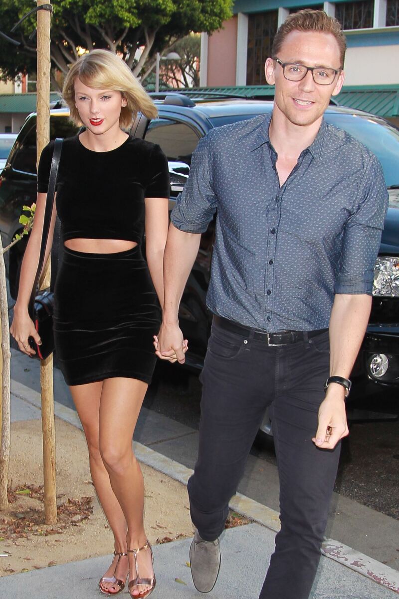 Why fans are convinced Taylor Swift’s ‘Pink Clouding’ apology is for ex Tom Hiddleston