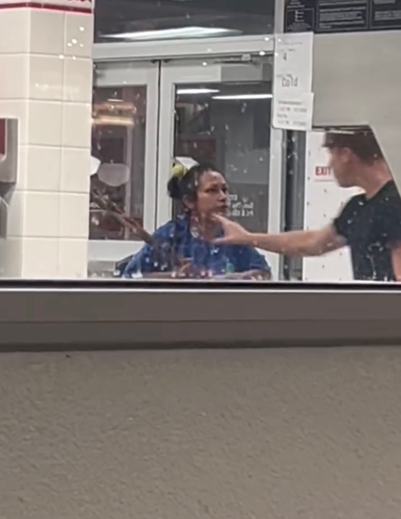 Moment hero fights off maniac using a spatula at California In-N-Out Burger