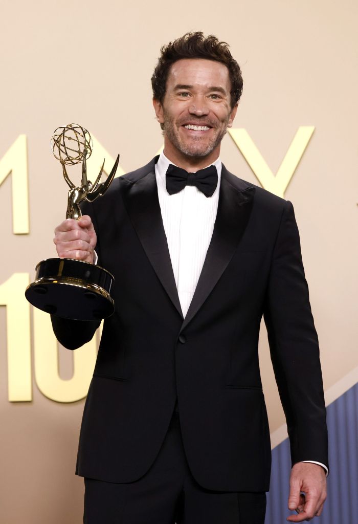Emmys 2026 review: ‘Widow’s Bay’ sweeps an uneven night with over-the-top host Mariska Hargitay