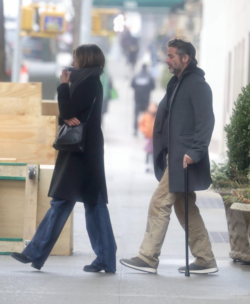 Exclusive | Jennifer Aniston’s close circle ‘not sold’ on ‘opportunist’ boyfriend Jim Curtis: sources
