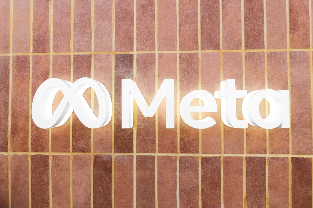 Meta’s AI glasses accused in California lawsuit of secretly capturing sex, nudity and bathroom footage