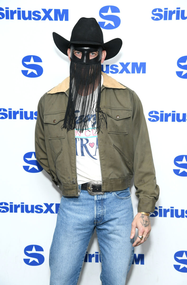 Country singer Orville Peck claims he hooked up with NFL player: ‘Made out with a guy on the Raiders’