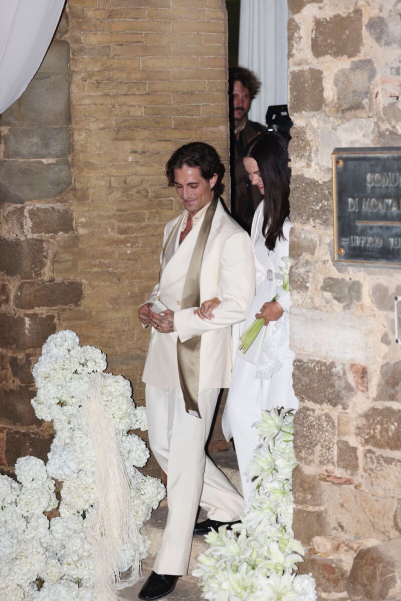 Dove Cameron marries Damiano David in Italian wedding