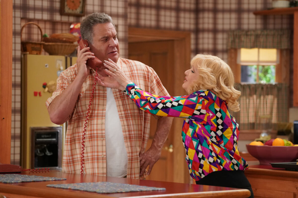 ‘Goldbergs’ star Wendi McLendon-Covey blasts Jeff Garlin’s claim bipolar disorder made him ‘mean’