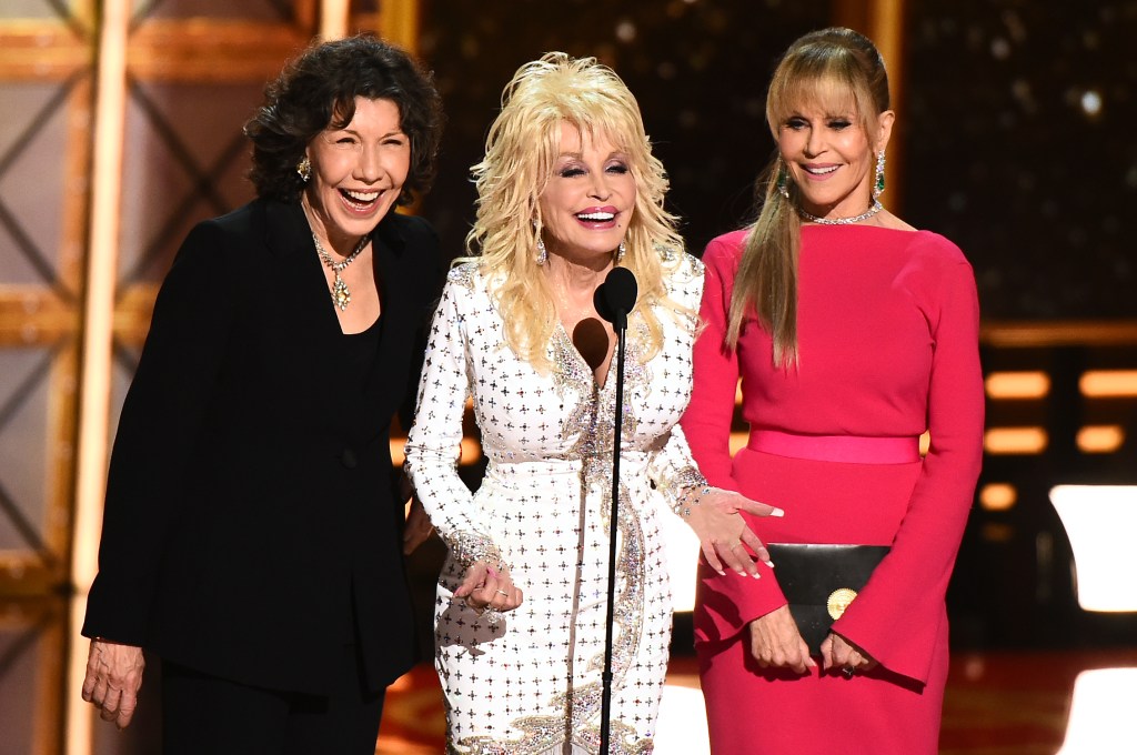 Jane Fonda chokes up mourning ‘9 to 5’ co-star Dolly Parton’s death