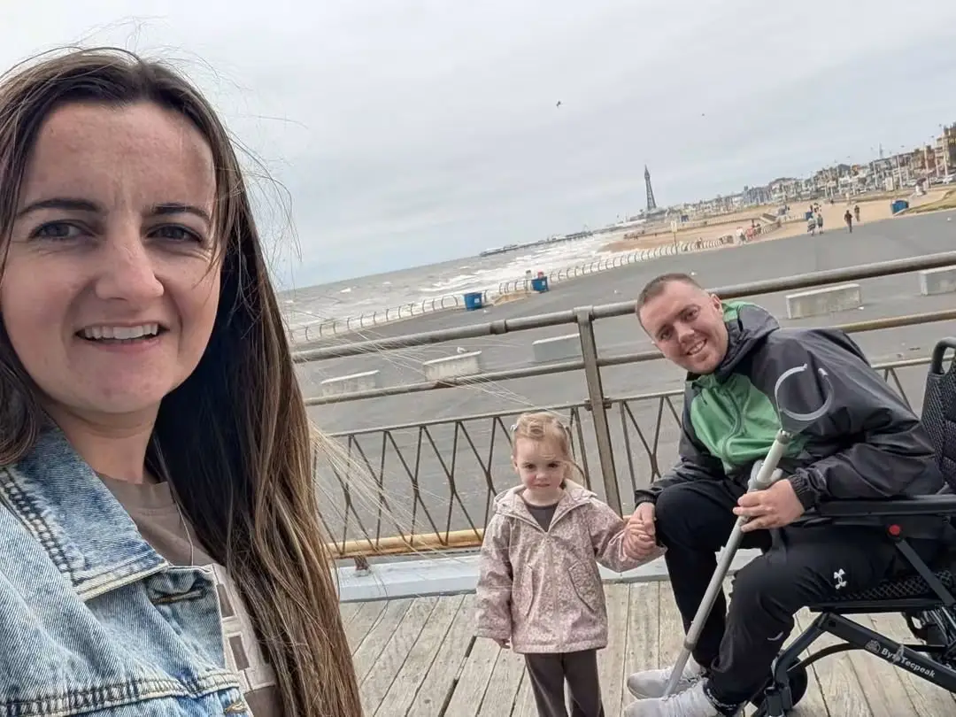 29-year-old dad thought he had tonsillitis – it turned out to be aggressive blood cancer