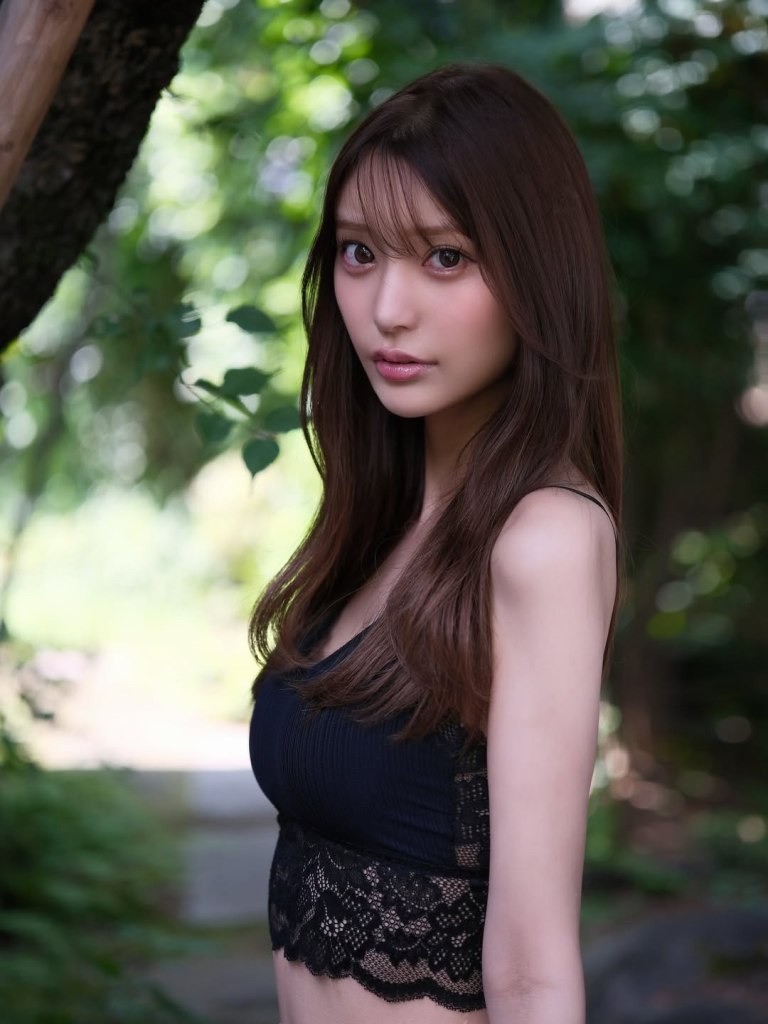 Concerning images of Japanese porn star with cuts and bruises resurface after suicide death