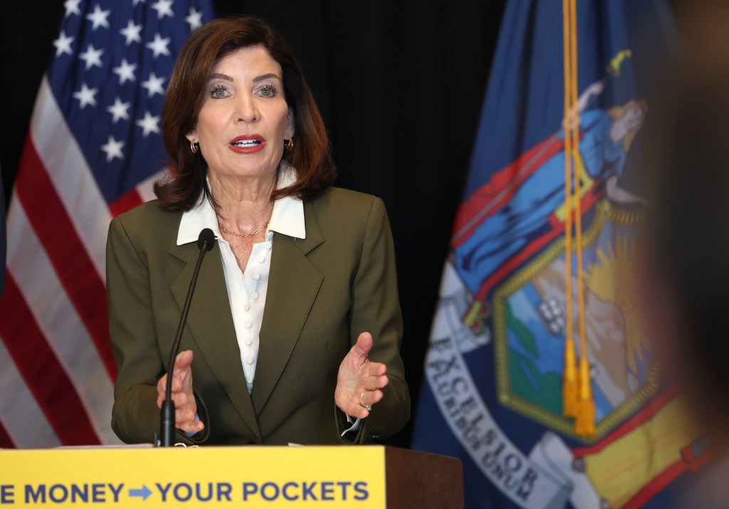 Gov. Hochul and Bruce Blakeman to face-off during single debate in NY gubernatorial race