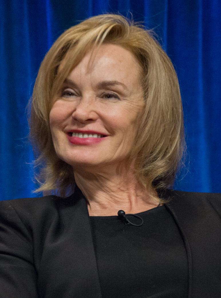 Jessica Lange reveals her one condition for returning to ‘AHS’ Season 13