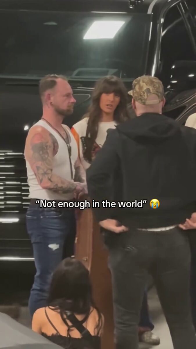 Country star Ella Langley savagely rejects fan’s date proposal amid reported Tucker Wetmore romance