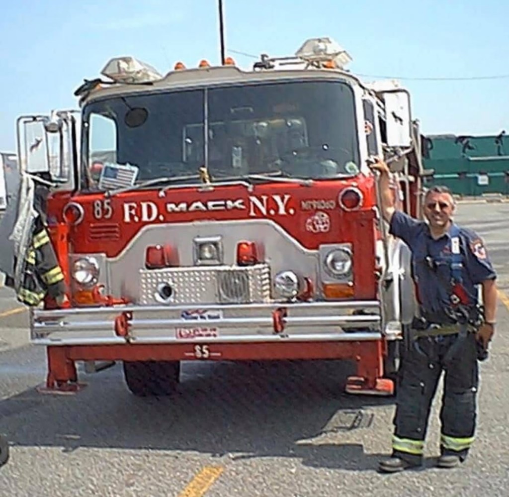 NYPD detective lost FDNY dad to battle with 9/11-related cancer — days after honoring his fallen brothers