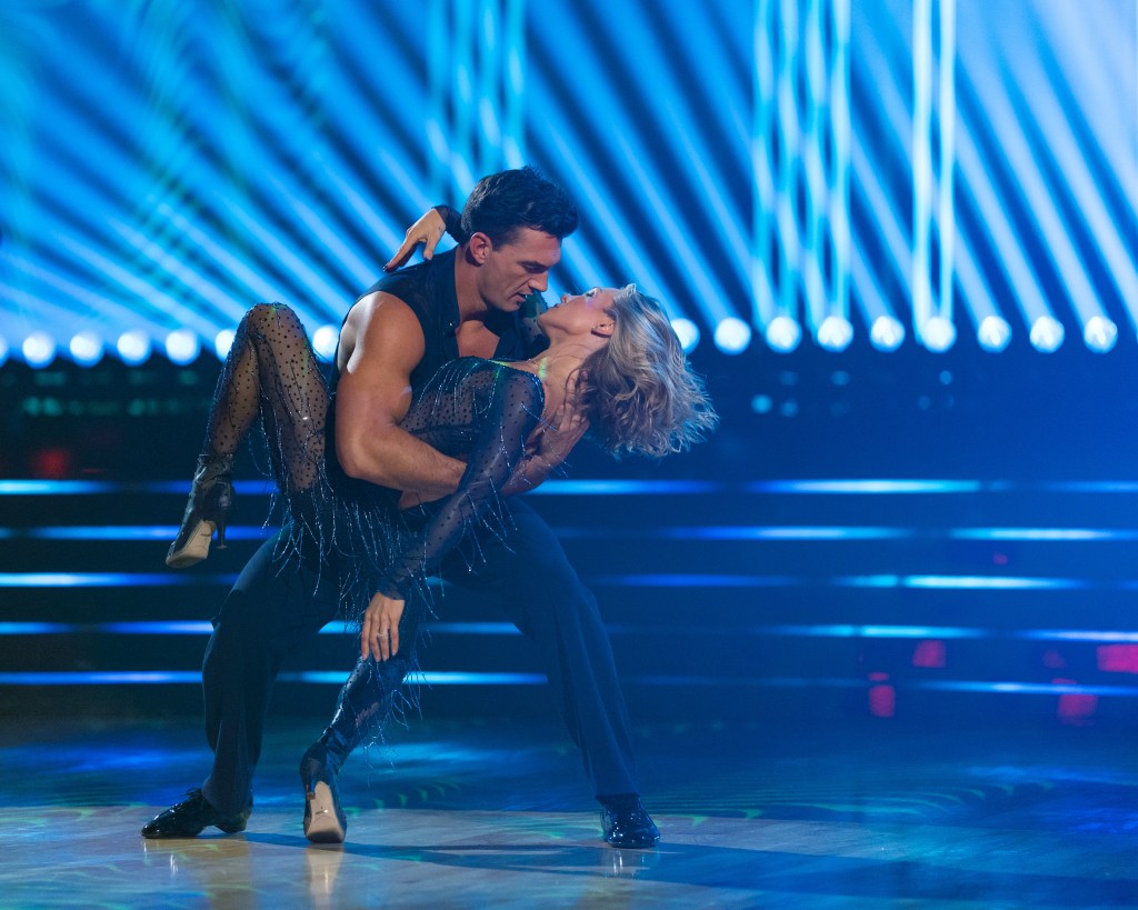 ‘Dancing With the Stars’ eliminates another couple during ‘Viral Hits Night’