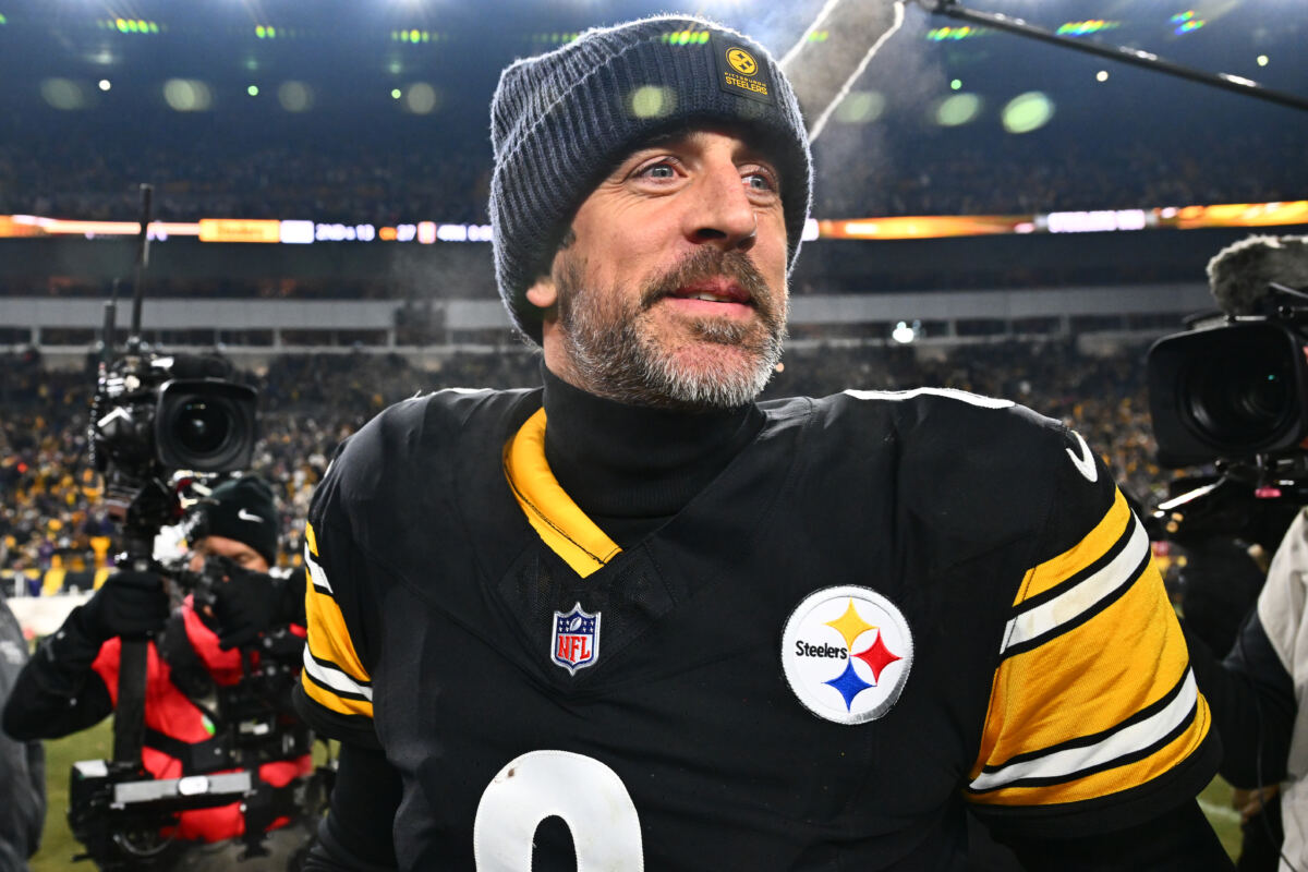 Aaron Rodgers’ retirement plans include time with his ‘pregnant wife’