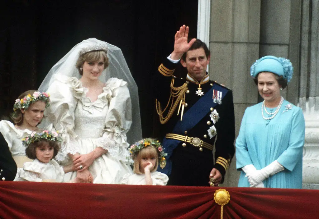 Princess Diana’s brother shares insight into her frosty two-word nickname she called the Queen