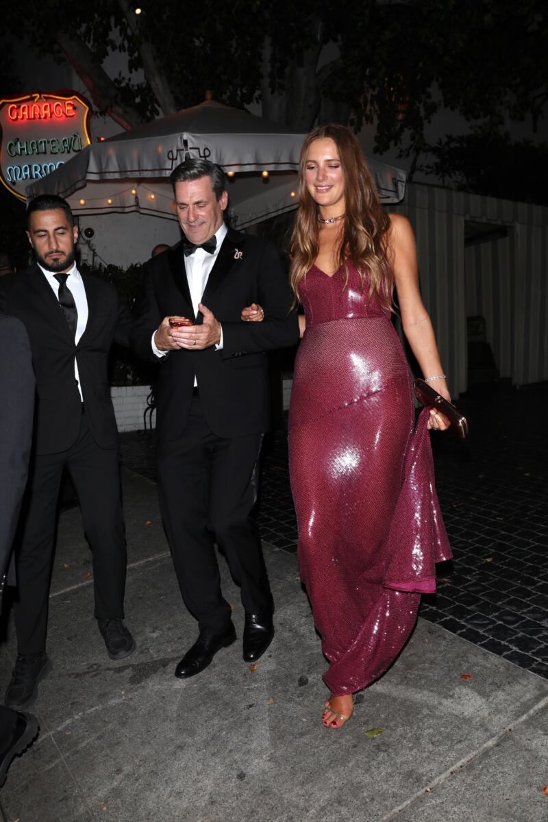 ‘Old dad’ Jon Hamm breaks silence on wife Anna Osceola’s pregnancy news