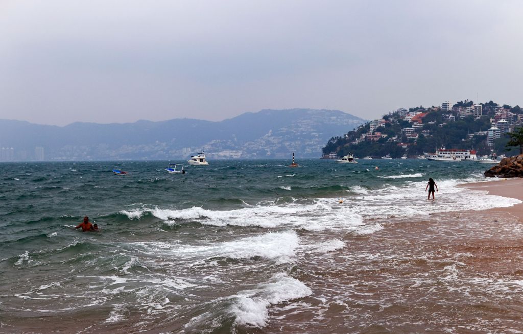 Colossal hurricane smashes Pacific coastline as apocalyptic videos emerge