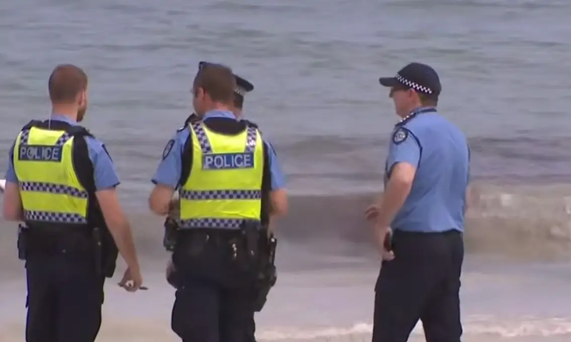 Man dies in horror shark attack at popular tourist hotspot as witnesses speak out