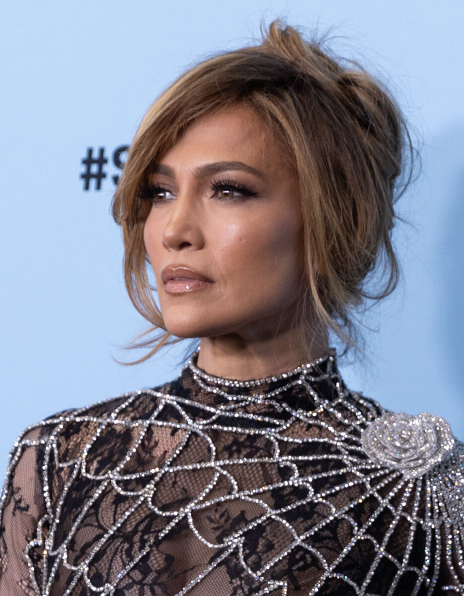 Shoplifter's mugshot that looks exactly like JLo has people convinced there's a 'glitch in the matrix'