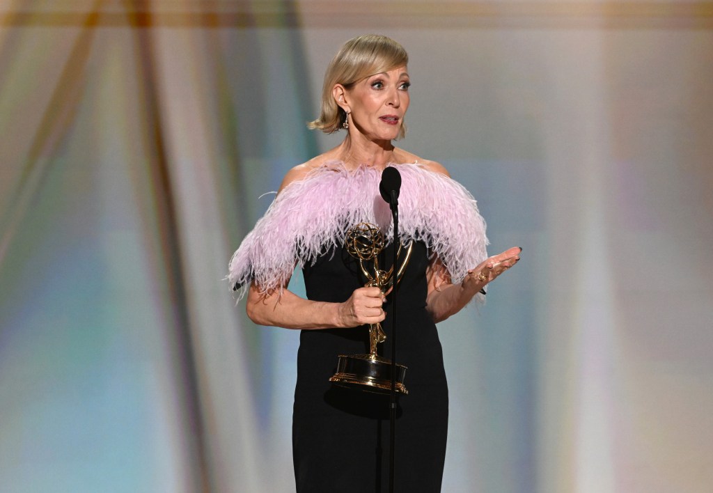 Savannah Guthrie tears up over Allison Janney’s tribute to missing mom Nancy after Emmys 2026 win