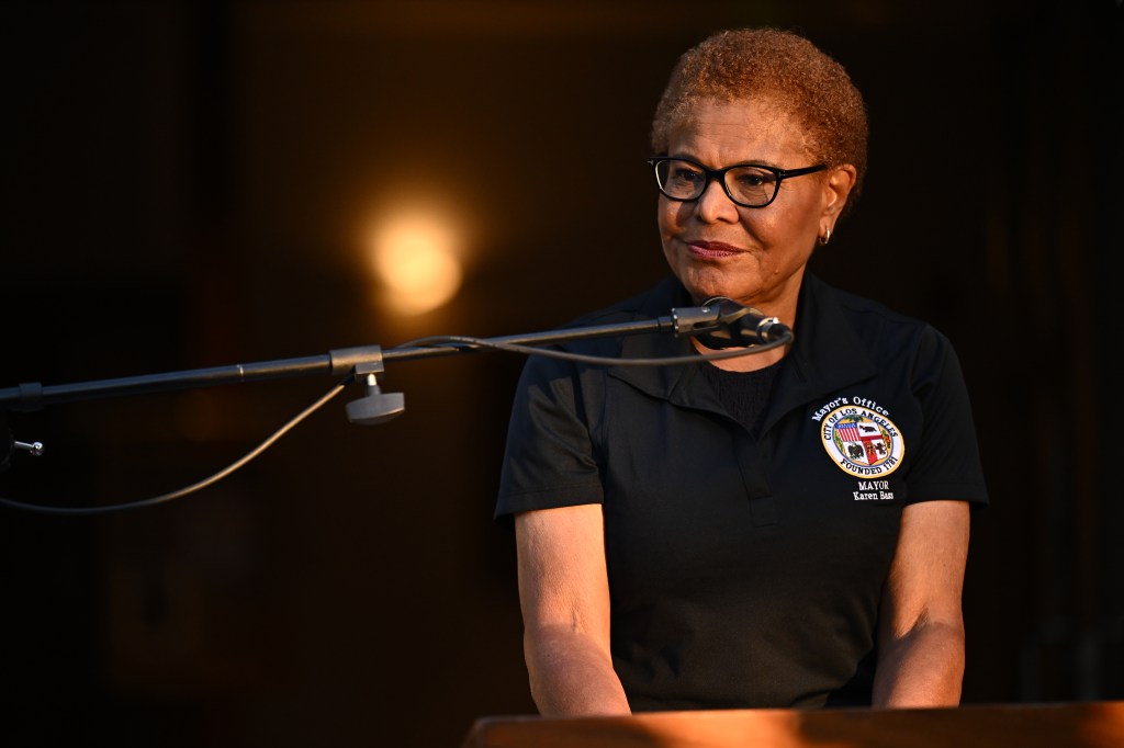 Emotional vigil held for NBC reporter and others killed in helicopter and Metro bus crash