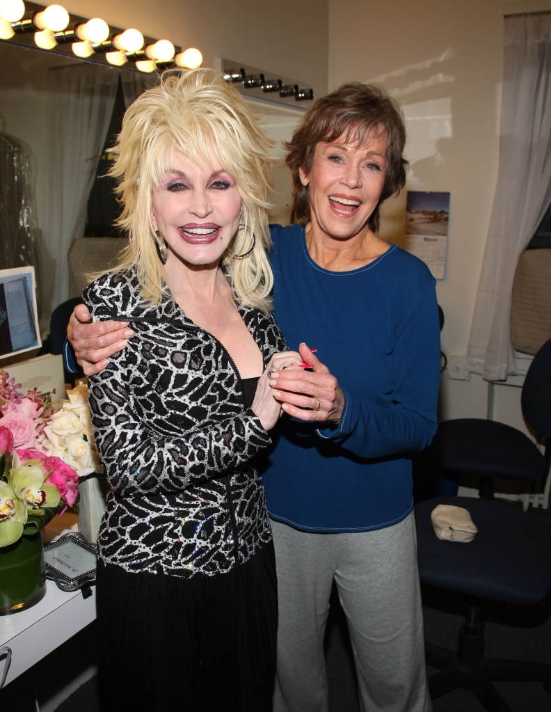 Jane Fonda chokes up mourning ‘9 to 5’ co-star Dolly Parton’s death