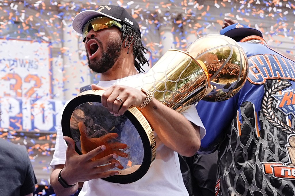 Jalen Brunson makes Knicks history hosting ‘SNL’ season 52 premiere