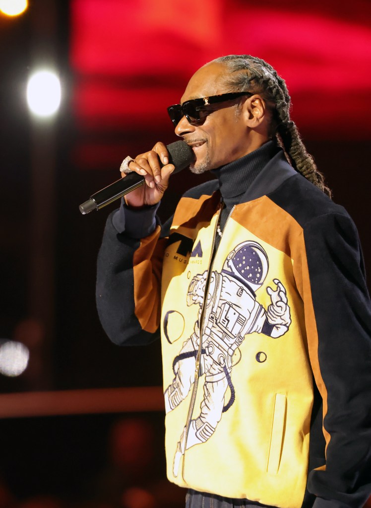 VMAs 2026 best and worst moments: Dolly Parton tributes, Madonna’s bizarre speeches