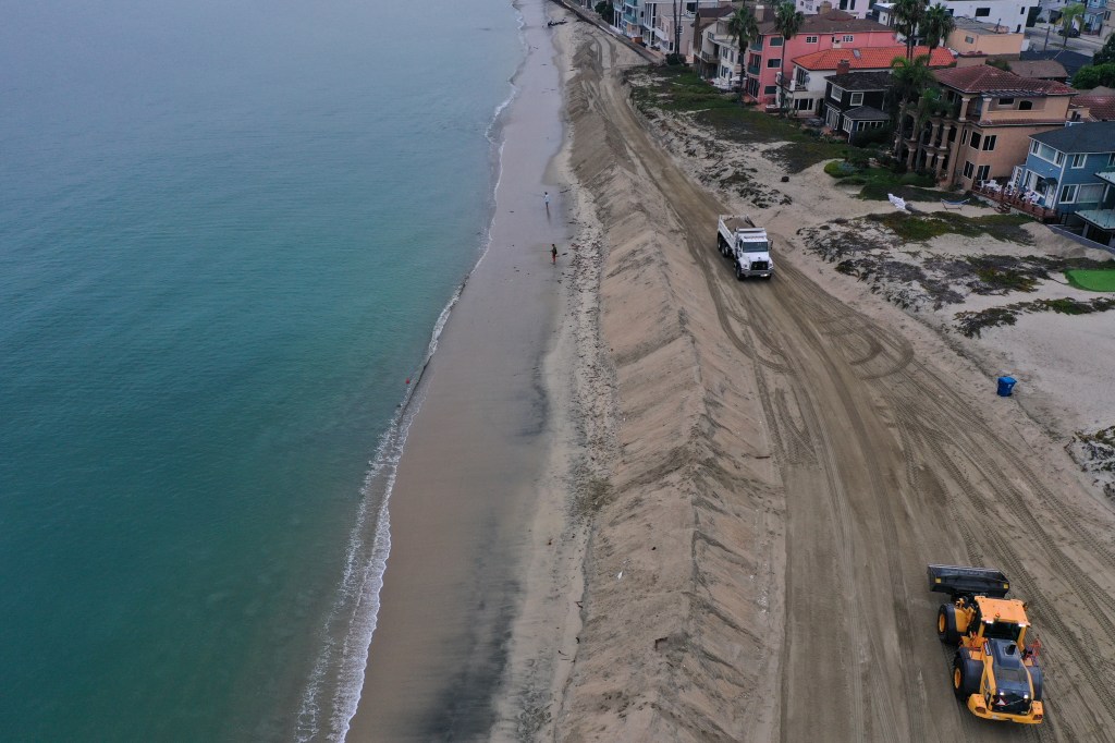 Hurricane Polo sends dangerous swells toward Southern California as urgent warning issued