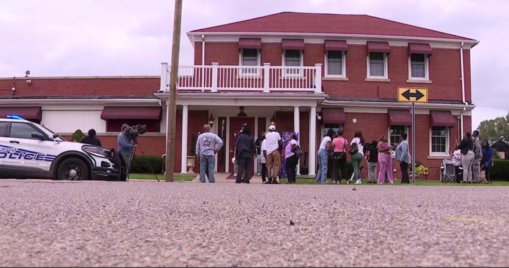 Detroit family claims funeral home presented another woman’s body at viewing: ‘That’s not my momma’