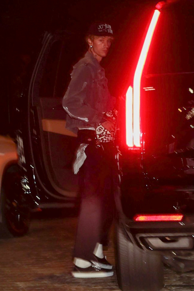 Why Dakota Johnson and Machine Gun Kelly escaped to Taylor Swift’s NYC apartment on date night: ‘They hit it off’